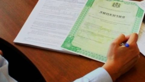 Сенатор Шевченко рассказал, как повысить эффективность управления жилыми домами